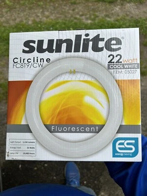 Sunlite Circline FC8T9/CW 22 Watt Light Bulb #41316 Cool White 22 Watt 1,150 Lum - Image 1 of 4