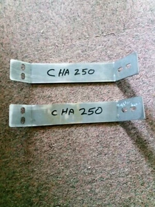 CHA 250 FRONT BUMPER OUTER BRACKETS FOR RUBBER BUMPER MG MIDGETS - Picture 1 of 2