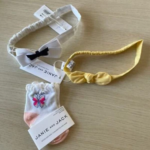 Janie and Jack Baby Girl Sock and Headband Bundle Size 0-3 Months - Picture 1 of 4