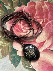 Botanical Pendant - Picture 1 of 5