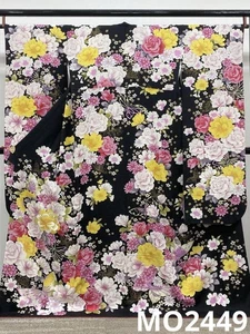 Luxurious Furisode Kimono Embroidered Gold Crest Rose 168cm Length - Picture 1 of 9