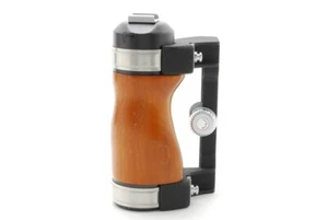 【NEAR MINT】Asahi Pentax Wood Hand Grip for 6x7 67 67II From JAPAN - Picture 1 of 7