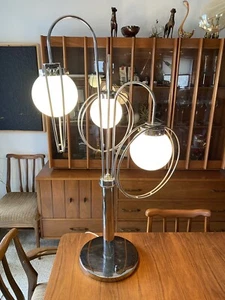 Vintage Mid Century Modern Chrome 3 Loop Table Lamp - Picture 1 of 10