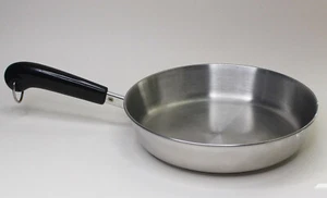 1801 Revere Ware 9" Edelstahl Pfanne Bratpfanne 2059 23 cm Korea ohne Deckel - Bild 1 von 7