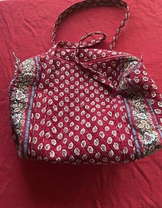 Vera Bradley Weekend Traveler Bag Vintage Red Flower - Picture 1 of 6