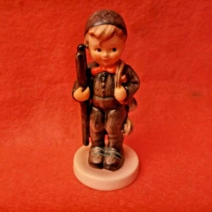 Goebel Hummel Figurine Chimney Sweep Boy With Ladder #12/2/0 4" Tall TMK-7 - Picture 1 of 7