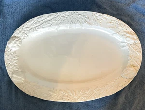 Williams and Sonoma White Embossed Oak Artichoke 22" OVAL PLATTER -Made in Italy - Picture 1 of 6