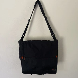 LOWEPRO Messenger Factor Computer Bag - Fits Most 14" Laptops - Black & Orange - Picture 1 of 16