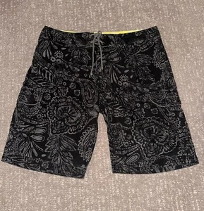 Old Navy Men's L Black Gray Print Swim Trunks Vintage Board Shorts - Picture 1 of 8