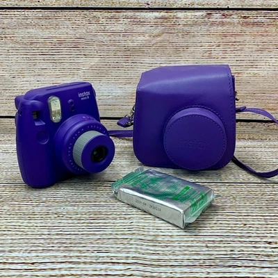 Fujifilm Instax Mini 8 Purple Instant Camera Bundle with Case & Film Pack - Image 1 of 4