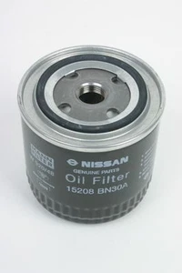 New Genuine Nissan Navara D40 & Pathfinder R51 YD25 Diesel Oil Filter - Picture 1 of 1