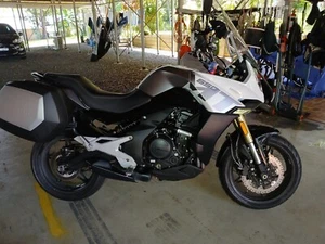 motorbikes - Picture 1 of 13