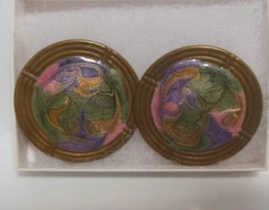 Orecchini vintage grandi rotondi in ottone effetto vortice smalto traforato - Foto 1 di 2