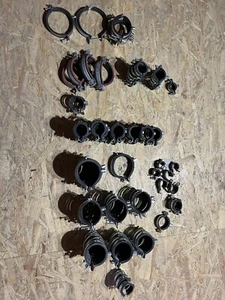 Rohrschellen Rohrschelle Gelenkrohrschelle Schraubrohrschelle Schelle Konvolut - Bild 1 von 10