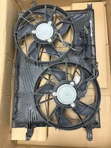 GMC Acadia 2013 2014 2015 2016 Cooling fan OEM Used Might Need Repairs - Picture 1 of 5