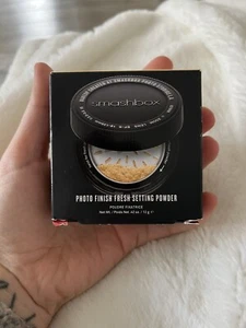Smashbox Photo Finish Setting Powder Shade 02 - Picture 1 of 2