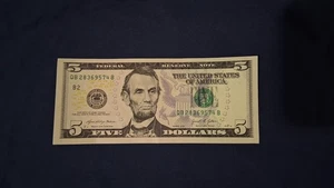 2021 $5 Five Dollar BROKEN LADDER Fancy Serial Note QB 28369574 B *CRISPY 💥💥💥 - Picture 1 of 3