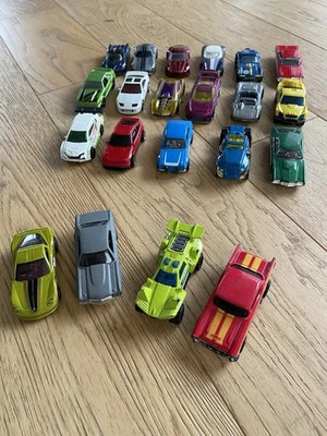 Hot Wheels Cars Bundle Job Lote X 17 y Mattel x 4 Mixto Foto 1 de 4