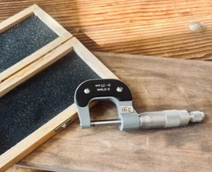 Outside Micrometer 0-25mm(0.01mm Graduations) Metric External Caliper GB - Picture 1 of 5