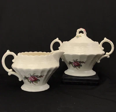Jarra crema/crema Spode Copeland's 'Billingsley Rose' y azucarero cubierto Foto 1 de 4