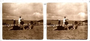 Strand von Dinard Meer Badegäste Kellner - Glasplatte positiv Stereo 6 x 13 cm - Bild 1 von 1
