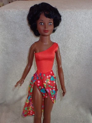 Muñeca Crissy Negra Mujer Electro Ideal Vintage Afroamericana 18" Foto 1 de 4