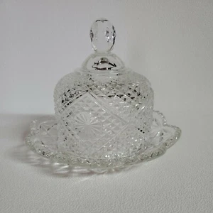 Avon Fostoria Crystal Covered Butter Dish Dome Lid Scallop Edge Dish Small Round - Picture 1 of 12