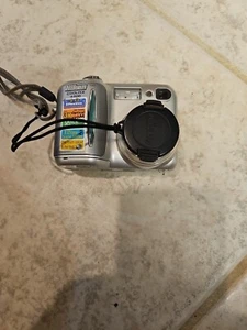 Nikon Coolpix 4300 4.0MP Compact Silver Tested No Battery No card Read!! - Picture 1 of 6
