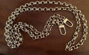 NUEVO Louis Vuitton Correa de repuesto bandolera de eslabones de cadena dorada 48"" - Imagen 1 de 3