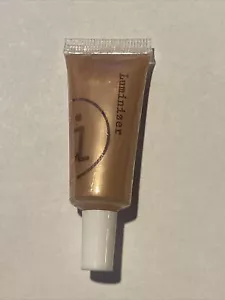 M2U NYC Luminizer Highlighter FUTURITY 10mL Full Size NEW - Picture 1 of 2