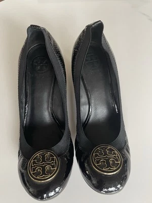 Tory Burch women Wedge heels Shoes Black Size 7.5 Patent leather - Image 1 of 4