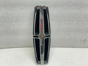T50708 2013-2016 Lincoln MKZ Front Bumper Badge Emblem Logo FA1BR425A52AC OEM - Picture 1 of 15