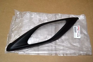 CUBIERTA DE FARO RAPTOR 660 LUZ DE CABEZA IZQUIERDA GENUINA YAMAHA 2001-2005 NUEVA U - Imagen 1 de 5