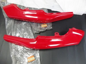 Suzuki GSF400 Frame Cover L&R 1991-93 NOS GSF400P BANDIT COVERS 47111-10D00-1TY - Imagen 1 de 12