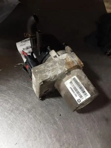 2011-2013 DODGE DURANGO JEEP GRAND CHEROKEE POWER STEERING PUMP 3.6L Oem - Picture 1 of 1