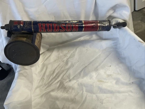 VINTAGE H. D. HUDSON COMET, TIN, METAL  SPRAYER Cover