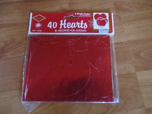 40 Hearts Foil Cutouts Assorted Valentines Decoration Beistle 1989 NOS - Picture 1 of 3