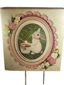 Hase heller Kerzenhalter leere Box nur Styropor Avon Requisitenladen - Bild 1 von 4