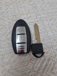 Llavero remoto sin llave Nissan de 2 botones 433 mhz 4A para púlsar Qashqai X-Trail nuevo - Imagen 1 de 5