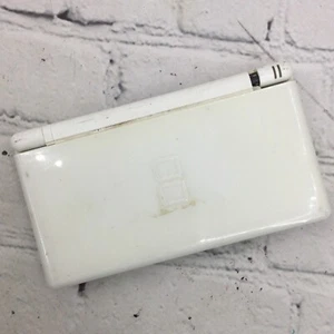 Nintendo DS Lite White - For Parts Or Repair - Picture 1 of 6