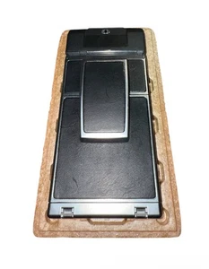 Polaroid Sx-70 Sonar Onestep Instant Camera-Film&Flash Mint Condition - Picture 1 of 8