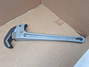 Ridgid 18" Aluminum Rapid Grip Wrench - Picture 1 of 13