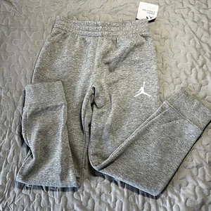 Jordan Little Boys Gray Sweatpants SZ 7(age 6-7) White logo NWT pants only! - Picture 1 of 8