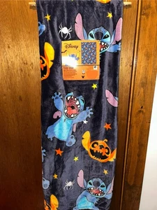 Disney Lilo & Stitch Halloween Blue Plush Throw Blanket 50”x70” Pumpkins NEW! - Picture 1 of 6