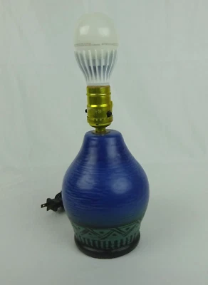 Lámpara de mesa de cerámica rara Disney "El Rey León" ~ solo base Foto 1 de 4