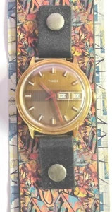 1975 Timex Mercury Manual Wind Gold Plated Red Hands Watch 16860 02775 & DC Band - Picture 1 of 7