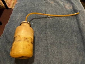 Original Lucas Triumph TR6 Radiator Overflow Bottle & Hose - Picture 1 of 1