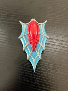 Toy Biz Amazing Spider-Man snake attack figure 2006 Marvel shield part only - Picture 1 of 2