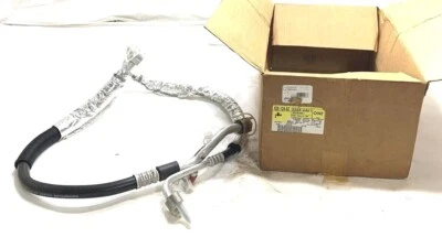 New OEM GM Manifold Hose Suction & Discharge Assembly 22656461 - Image 1 of 4