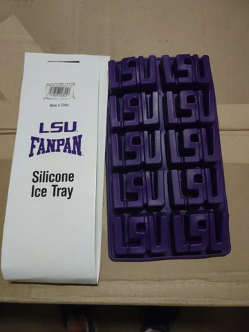 Officially Licensed NCAA LSU Tigers Team Logo Silicone Ice Tray Mold New in Bag Cover